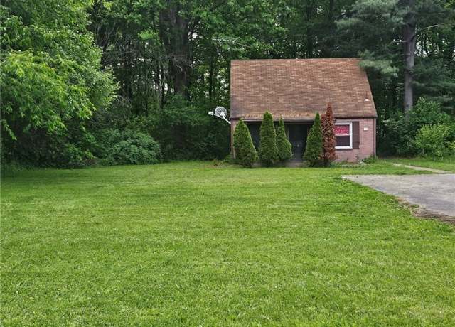 Property at 72 Idaho Rd, Austintown, OH 44515, 2 beds, 1 bath