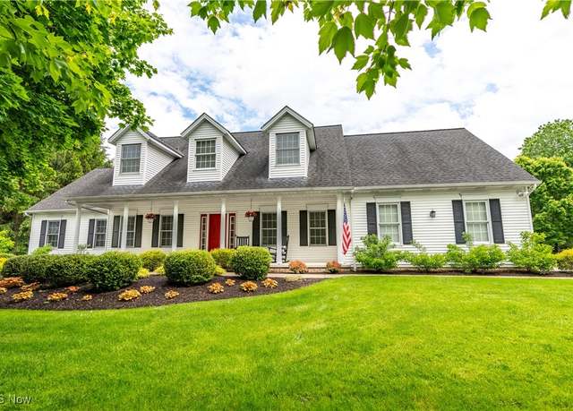Property at 8959 Cinnabar Dr, Brecksville, OH 44141, 5 beds, 3.5 baths