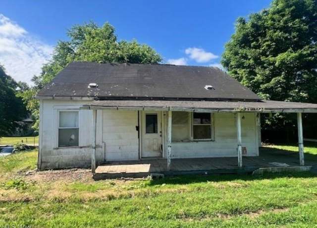 Property at 23 Hotel Ln, Palestine, WV 26160, 3 beds, 1 bath