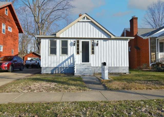 Property at 85 Lusard St, Painesville, OH 44077, 3 beds, 1 bath