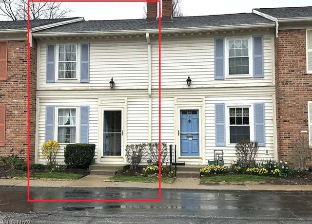 Property at 723 Trevitt Cir, Euclid, OH 44143, 2 beds, 1.5 baths