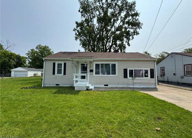 Property at 1273 E 360th St, Eastlake, OH 44095, 3 beds, 1 bath