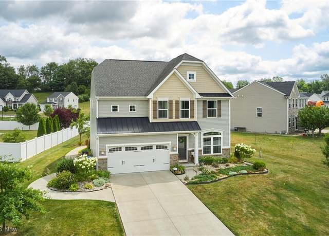 Property at 2747 Compass Point Dr, Uniontown, OH 44685, 4 beds, 2.5 baths