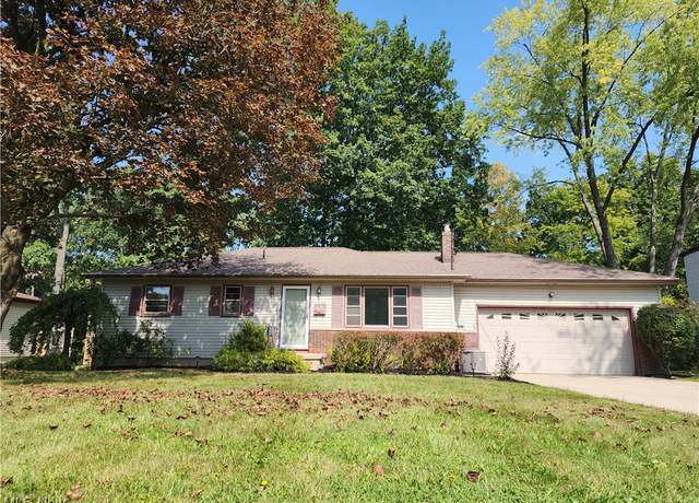 Photo of 3818 Daytona Dr, Youngstown, OH 44515