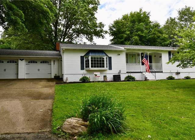 Property at 29485 Valleyview Ct, Salem, OH 44460, 2 beds, 2 baths