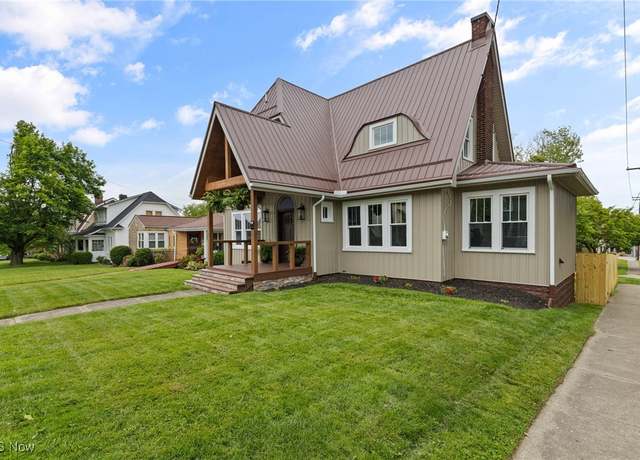 Property at 3652 Brightway St, Weirton, WV 26062, 3 beds, 2 baths