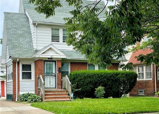 Property at 3861 Kirkwood Rd, Cleveland Heights, OH 44121, 3 beds, 1.5 baths