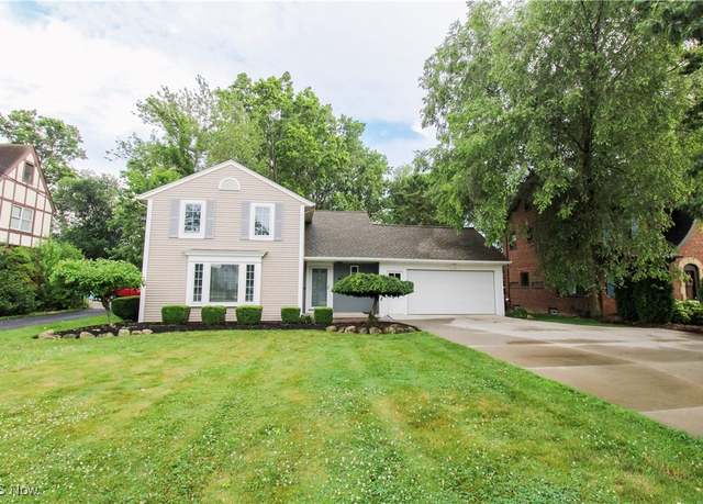 Property at 27065 Lake Rd, Bay Village, OH 44140, 3 beds, 2 baths