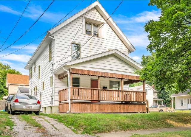 Property at 687 Allyn St, Akron, OH 44311, 5 beds, 1.5 baths