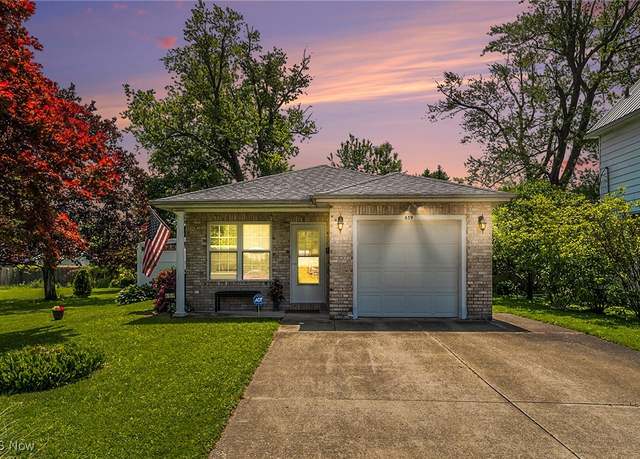 Property at 659 White St, Conneaut, OH 44030, 2 beds, 1.5 baths