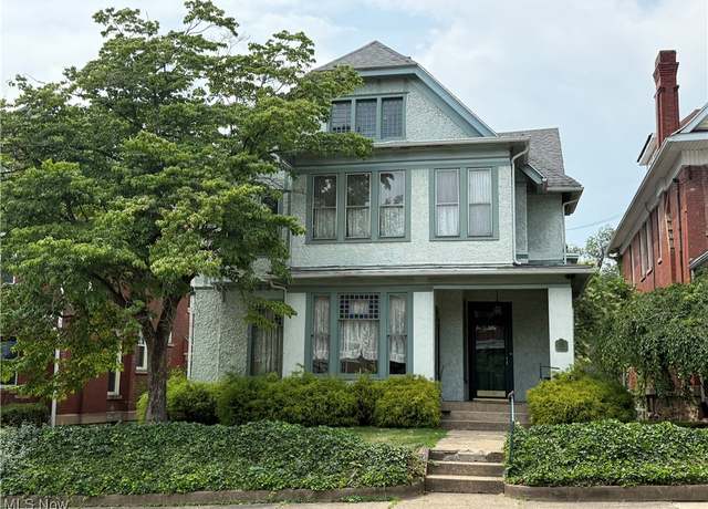 Property at 1325 Market St, Parkersburg, WV 26101, 8 beds, 4.5 baths