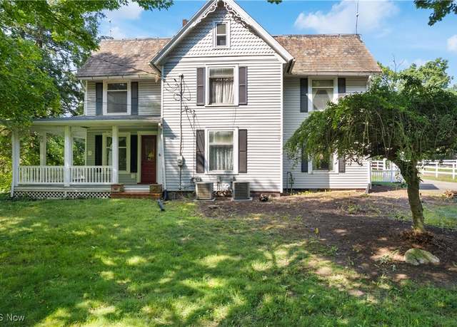 Property at 1047 Milan St N, Canal Fulton, OH 44614, 3 beds, 2 baths