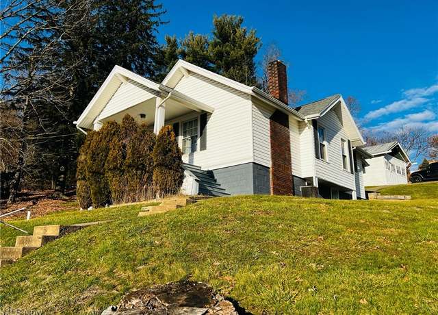 Property at 69479 Sunset Hts, Bridgeport, OH 43912, 2 beds, 1 bath