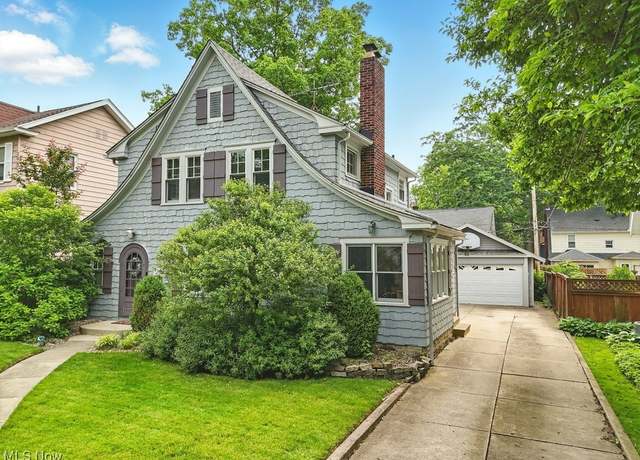 Property at 2133 19th St, Cuyahoga Falls, OH 44223, 3 beds, 2.5 baths