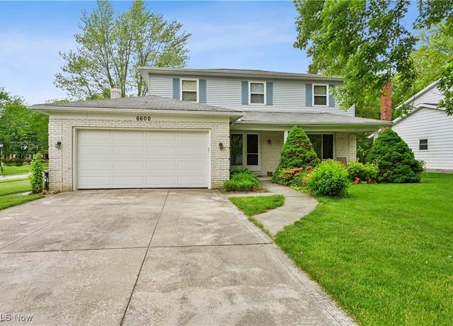 Property at 6600 Wedgewood Dr, North Olmsted, OH 44070, 4 beds, 2.5 baths