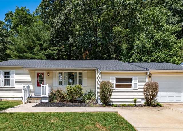 Property at 3025 Linden Ave, Zanesville, OH 43701, 3 beds, 2 baths