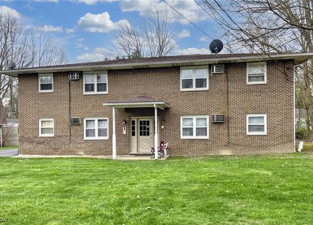 Property at 681 Cook Ave, Boardman, OH 44512, 8 beds, 4 baths