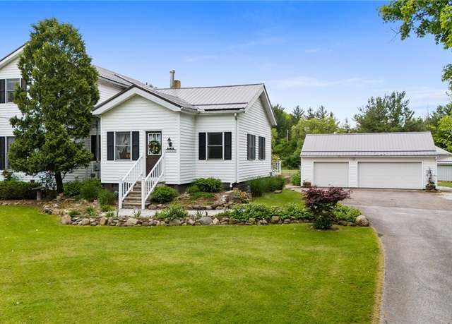 Property at 11663 Portlew Rd, Newbury, OH 44065, 3 beds, 2 baths