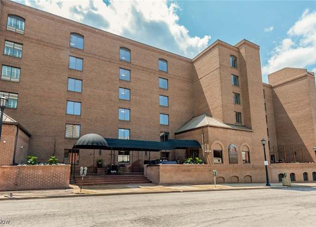 Property at 1444 W 10th St #405, Cleveland, OH 44113, 1 bed, 1 bath