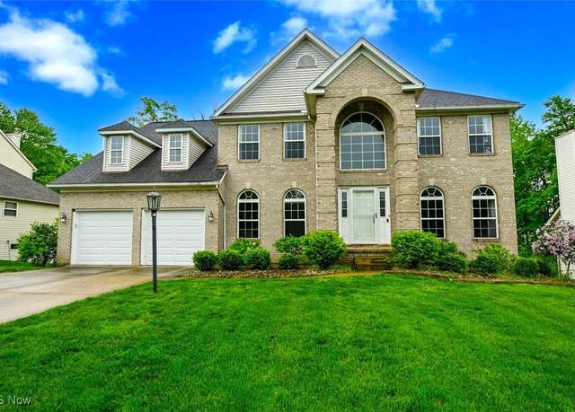 Property at 4474 Litchfield Dr, Copley, OH 44321, 4 beds, 3 baths
