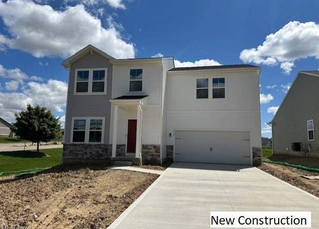 Property at 492 Broadway Ave, Louisville, OH 44641, 4 beds, 2.5 baths
