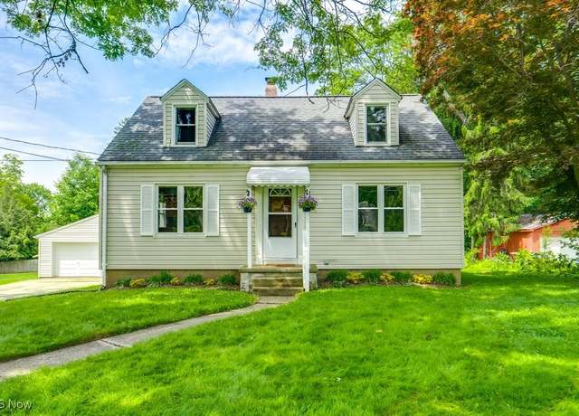 Property at 286 Westview Ave, Wadsworth, OH 44281, 3 beds, 1 bath