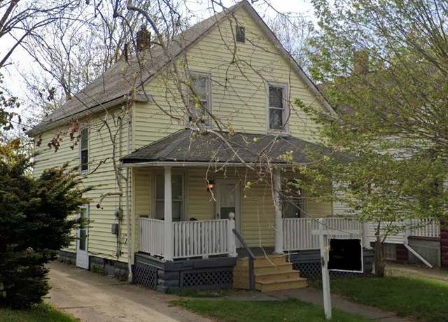 Property at 2951 E 67th St, Cleveland, OH 44127, 4 beds, 1 bath