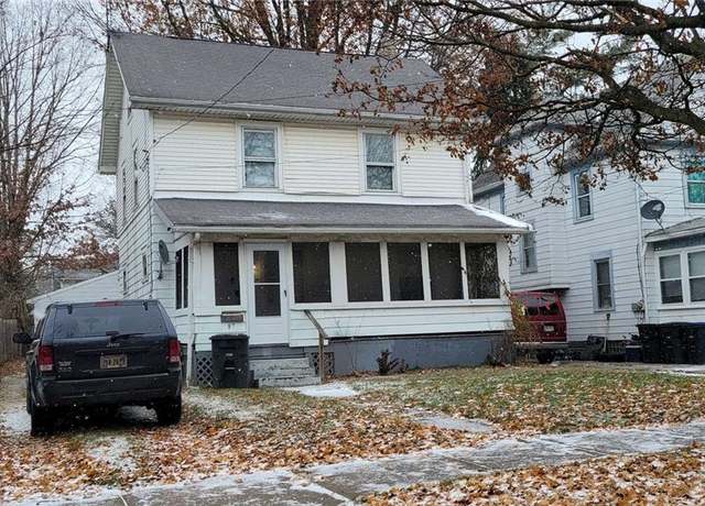 Property at 87 E Ido Ave, Akron, OH 44301, 4 beds, 1 bath
