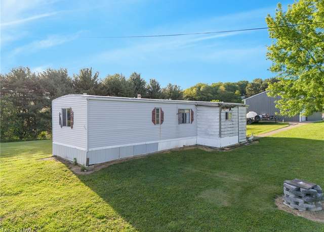 Property at 9135 Richey School Rd, Hanoverton, OH 44423, 2 beds, 1.5 baths