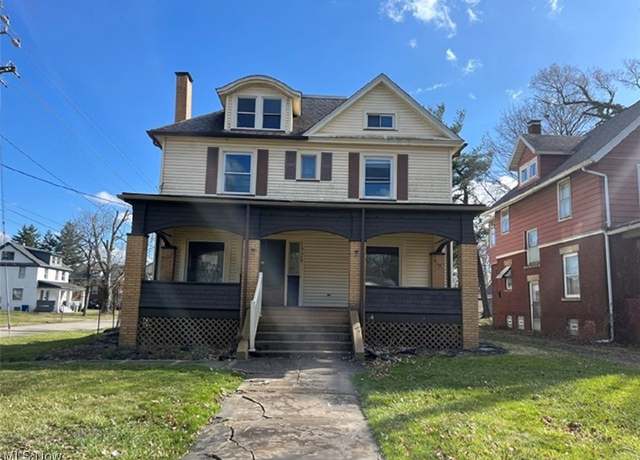 Property at 1329 Robbins Ave, Niles, OH 44446, 5 beds, 2.5 baths