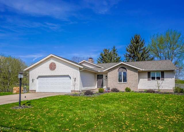 Property at 5291 Francesca St NE, Louisville, OH 44641, 4 beds, 2.5 baths