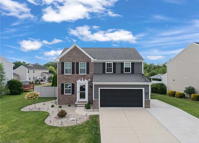 Property at 1617 Millrace St NW, Massillon, OH 44647, 3 beds, 2.5 baths