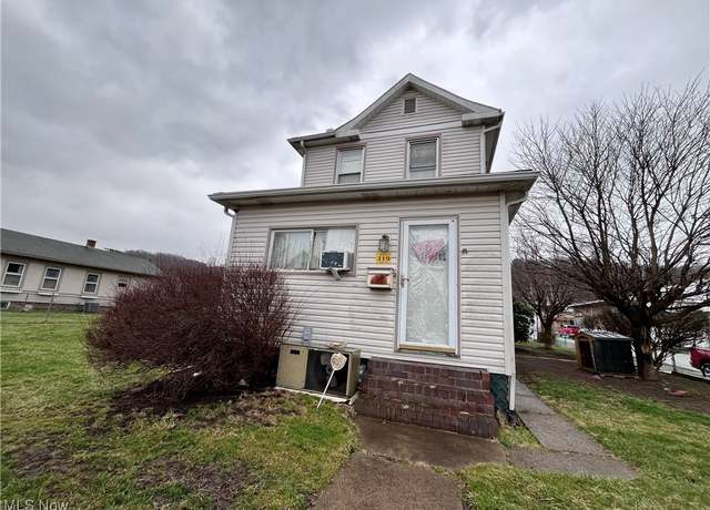 Property at 319 Grant St, Newell, WV 26050, 3 beds, 1.5 baths