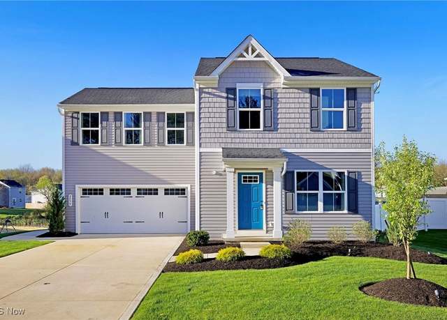 Property at 3575 Kenyon Creek Ave NW, Massillon, OH 44647, 4 beds, 2.5 baths