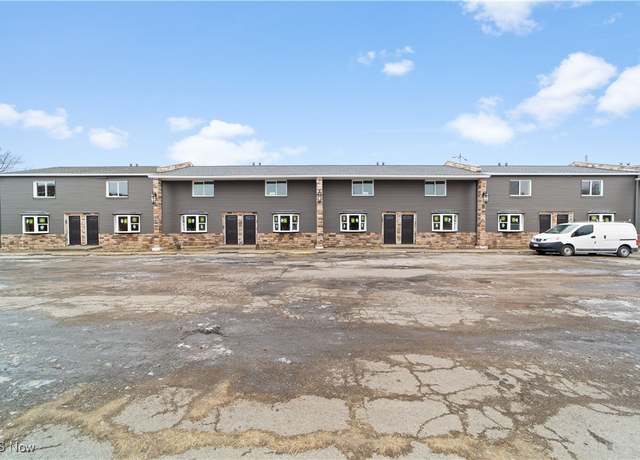Property at 3960 W Erie Ave, Lorain, OH 44053, 2 beds, 1.5 baths