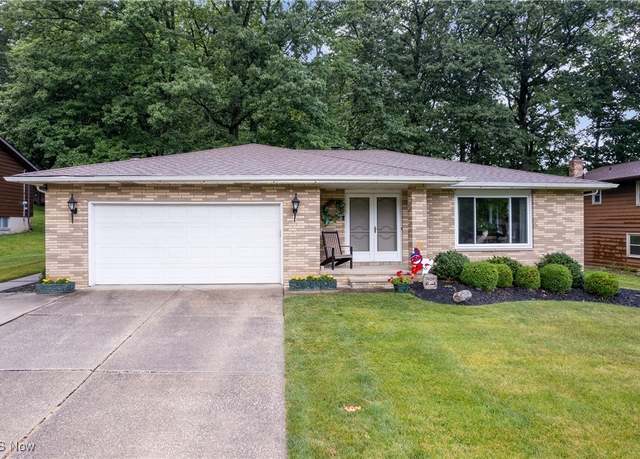 Property at 7020 Donna Rae Dr, Seven Hills, OH 44131, 3 beds, 2 baths
