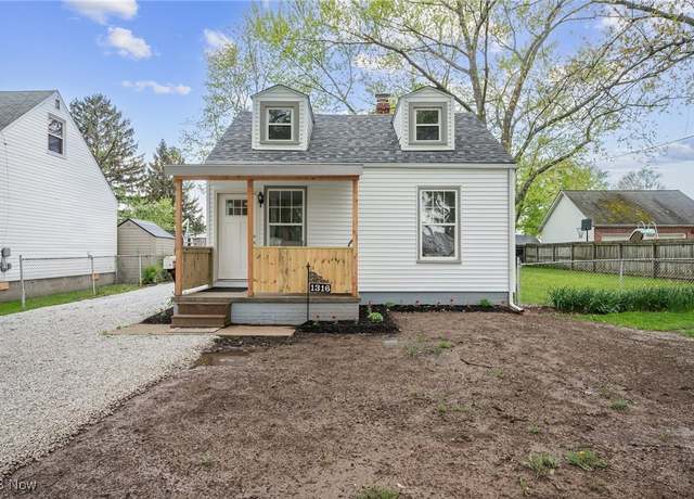 Property at 1316 E 362nd St, Eastlake, OH 44095, 2 beds, 1 bath