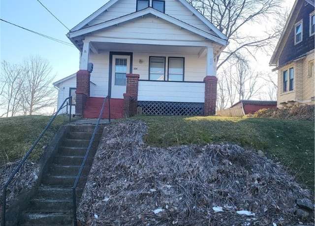 Property at 134 Norwood St, Barberton, OH 44203, 3 beds, 2 baths