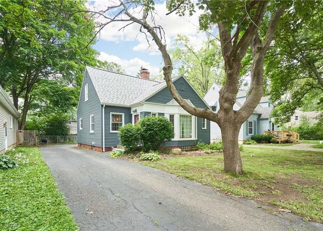 Property at 432 Auburndale Ave, Akron, OH 44313, 4 beds, 2 baths