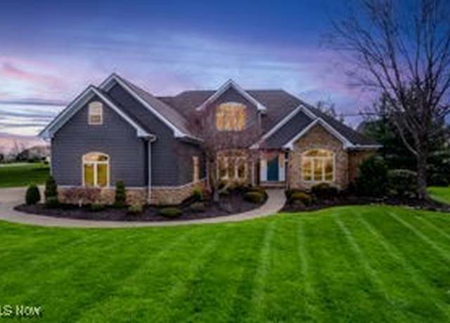 Property at 6305 Highland Green Dr, Medina, OH 44256, 4 beds, 4.5 baths