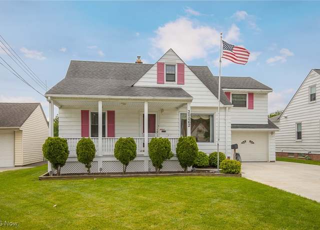 Property at 30062 Frank Dr, Wickliffe, OH 44092, 4 beds, 2 baths