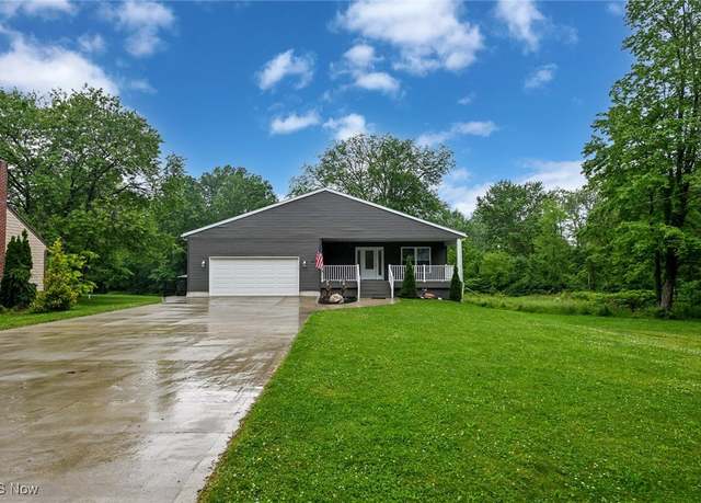 Property at 308 Stratford Ave, Wadsworth, OH 44281, 3 beds, 2 baths