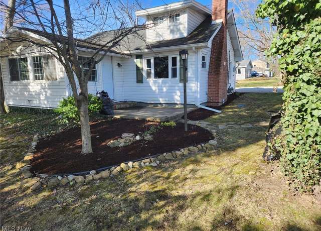 Property at 1842 Grandview Rd, Lake Milton, OH 44429, 3 beds, 1 bath