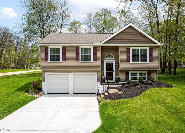 Property at 303 Broken Fence Dr, Medina, OH 44256, 3 beds, 2 baths