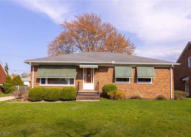 Property at 2839 Forestview Ave, Rocky River, OH 44116, 3 beds, 1 bath