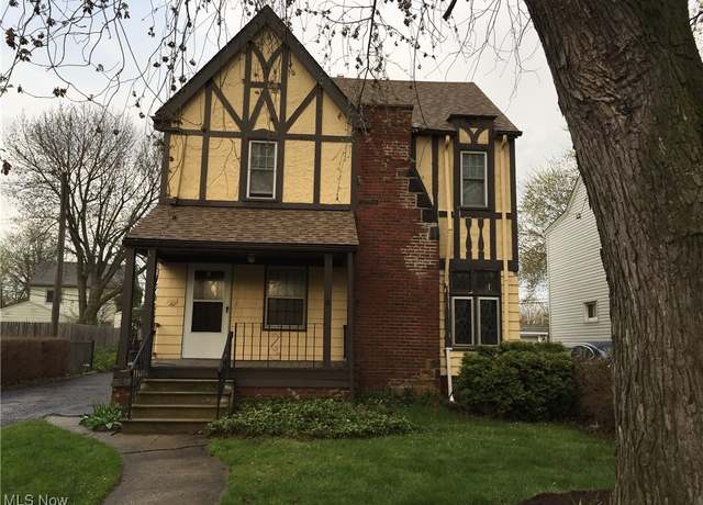 Property at 265 E 191st St, Euclid, OH 44119, 4 beds, 1.5 baths
