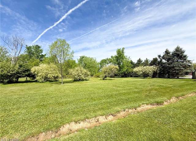 Property at 49632 Foxwood Ln, East Palestine, OH 44413