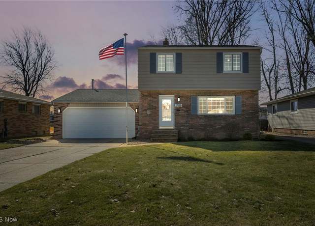 Property at 35600 Grovewood Dr, Eastlake, OH 44095, 3 beds, 1.5 baths