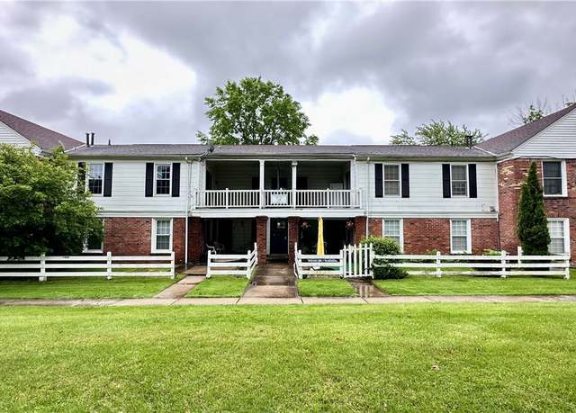 Property at 24 Washington Sq, Euclid, OH 44143, 2 beds, 1.5 baths