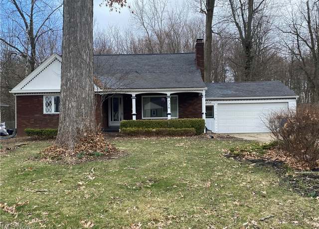 Property at 726 Orlo Ln, Boardman, OH 44512, 3 beds, 1.5 baths